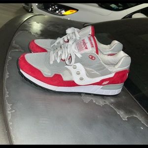 Vintage SAUCONY SHADOW 5000 Like New